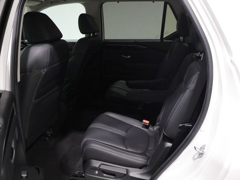 Used 2024 Honda Pilot EX-L image 17