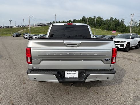 Used 2018 Ford F150 Platinum w/ Equipment Group 701A Luxury AWD/4WD image 4