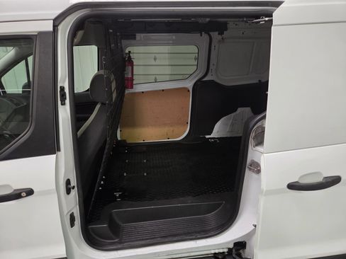 Used 2017 Ford Transit Connect XLT FWD image 31