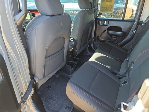 Used 2023 Jeep Gladiator Rubicon w/ LED Lighting Group image 31