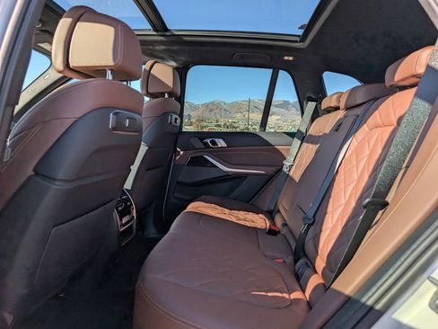 New 2026 BMW X5 xDrive40i w/ Climate Comfort Package image 17