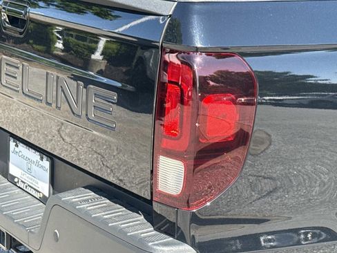 Used 2024 Honda Ridgeline Black Edition image 28