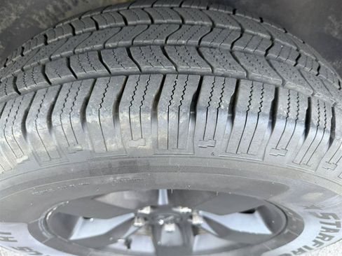 Used 2015 RAM 1500 Outdoorsman AWD/4WD image 9