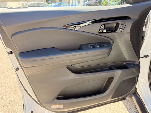 Used 2022 Honda Passport Elite image 12