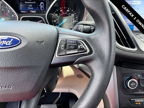 Used 2019 Ford Escape SE FWD image 13