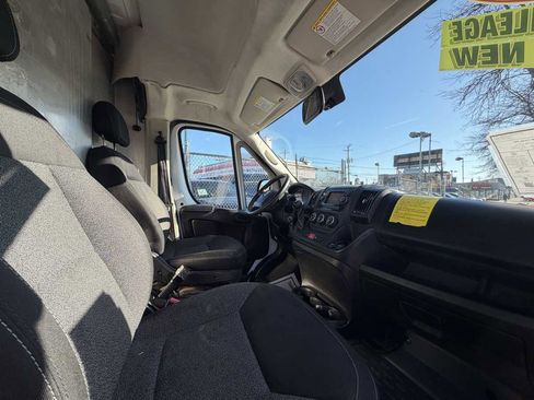 Used 2018 RAM ProMaster 2500 image 15