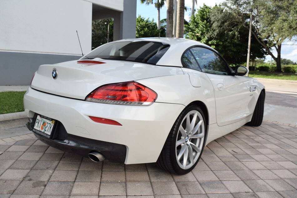 Used 2014 BMW Z4 sDrive35i RWD image 8