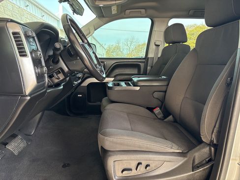 Used 2018 Chevrolet Silverado 1500 LT w/ All Star Edition image 13