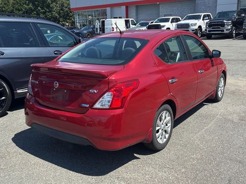 Used 2015 Nissan Versa SV w/ SV Appearance Package FWD image 5