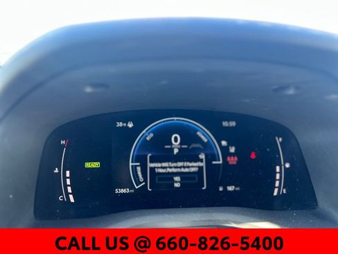 Used 2025 Toyota Camry LE image 12