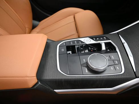 Certified 2024 BMW 330i Sedan image 27