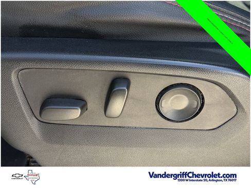 Used 2022 Chevrolet Suburban RST w/ Sport Performance Package AWD/4WD image 28