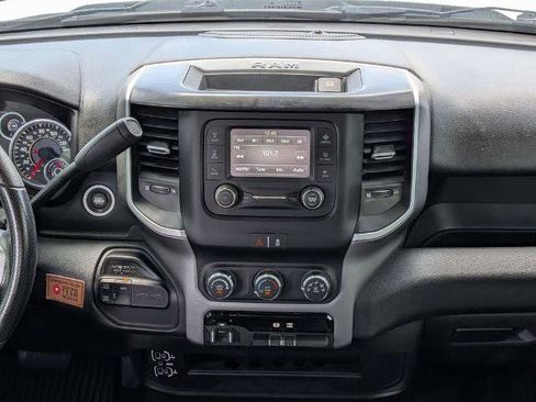 Used 2024 RAM 2500 Big Horn AWD/4WD image 14