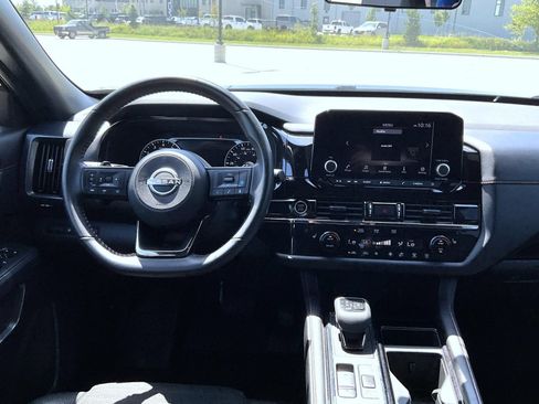 Used 2024 Nissan Pathfinder Rock Creek AWD/4WD image 13
