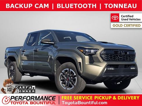 Used 2024 Toyota Tacoma TRD Sport AWD/4WD image 1