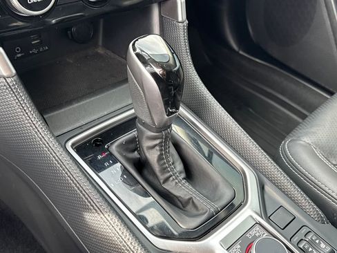 Used 2020 Subaru Forester Limited image 16