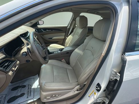 Used 2014 Cadillac CTS Luxury RWD image 17
