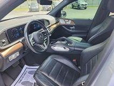 Used 2020 Mercedes-Benz GLS 450 4MATIC image 16