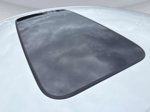 Certified 2021 Honda Accord EX-L image 35