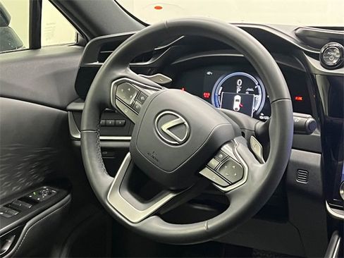 Certified 2023 Lexus RZ 450e Premium w/ Technology Package image 15