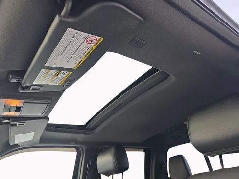 Used 2016 Ford F350 Lariat w/ Lariat Ultimate Package image 32