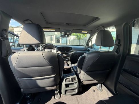 Used 2023 Honda Passport EX-L image 32