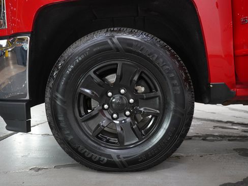 Used 2016 Chevrolet Silverado 1500 LT w/ All Star Edition AWD/4WD image 31
