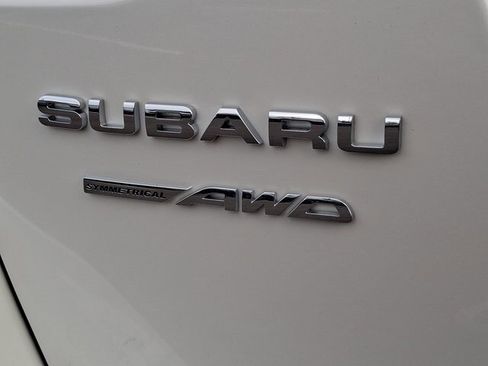 Certified 2025 Subaru Outback Limited image 11
