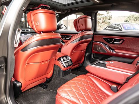 Used 2022 Mercedes-Benz S 580 4MATIC Sedan image 31