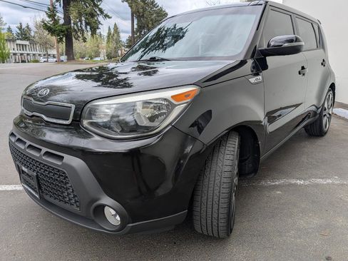 Used 2014 Kia Soul ! w/ Sun & Sound Package image 3