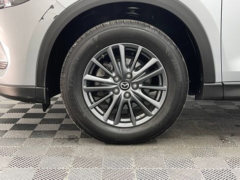 Used 2020 MAZDA CX-5 Touring FWD image 13