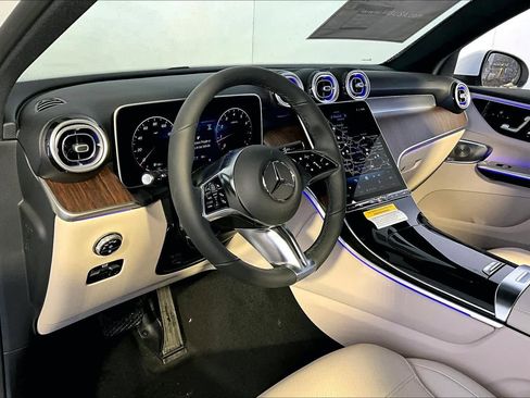 New 2026 Mercedes-Benz GLC 300 4MATIC image 9