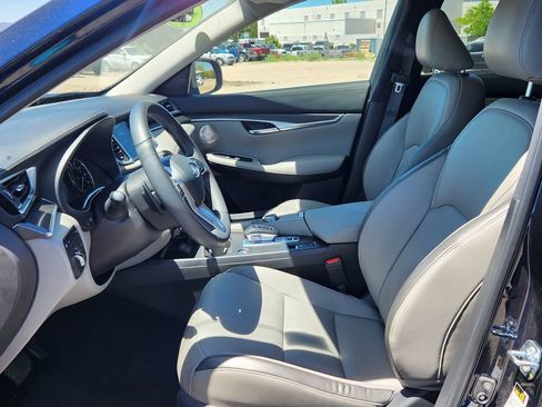 Used 2025 INFINITI QX50 Luxe AWD/4WD image 8