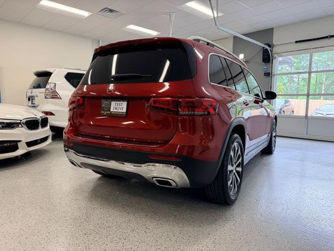 Used 2020 Mercedes-Benz GLB 250 image 9