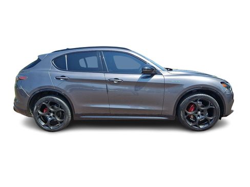Used 2024 Alfa Romeo Stelvio Veloce AWD/4WD image 8