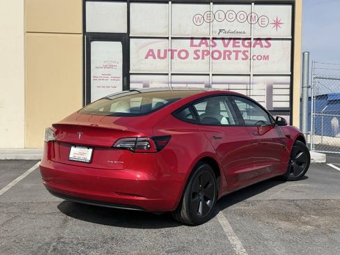 Used 2022 Tesla Model 3 Long Range AWD/4WD image 7