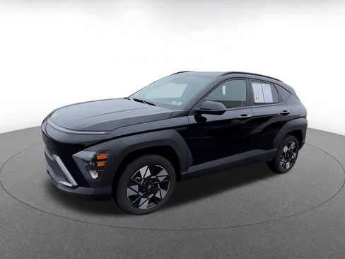 Used 2025 Hyundai Kona SEL image 7