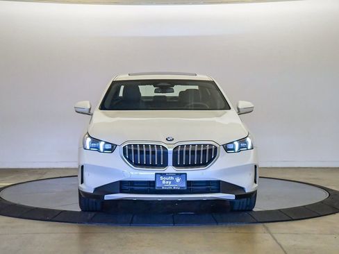 Used 2025 BMW 530i 530i w/ Premium Package image 6