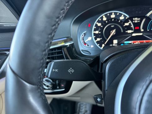 Used 2018 BMW 530e RWD image 22