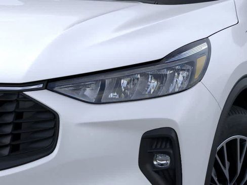 New 2025 Ford Escape SE image 18