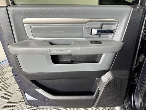 Used 2016 RAM 1500 Big Horn image 24