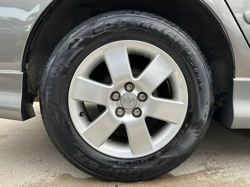 Used 2005 Toyota Corolla S FWD image 27