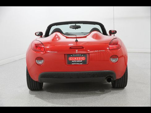 Used 2008 Pontiac Solstice Convertible w/ Preferred Package RWD image 17