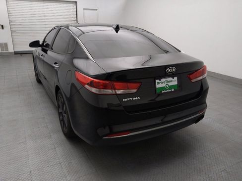 Used 2018 Kia Optima LX w/ 17" Alloy Wheels Package FWD image 6