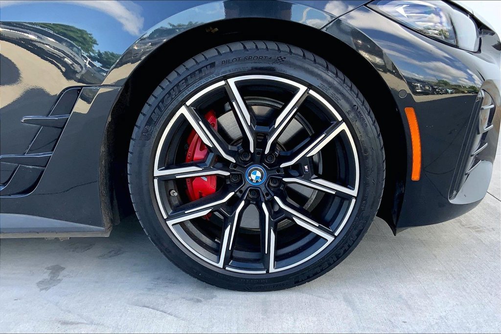 Used 2023 BMW i4 eDrive40 w/ M Sport Package RWD image 10