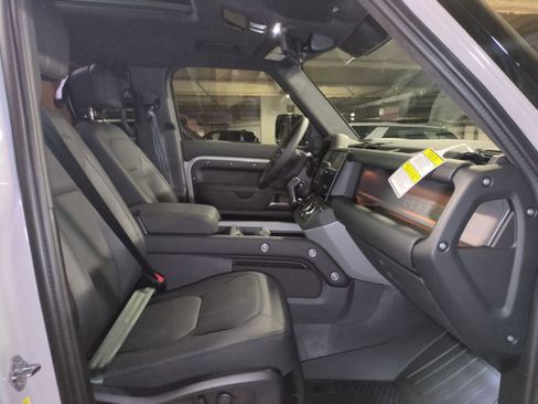 New 2026 Land Rover Defender 110 X image 30