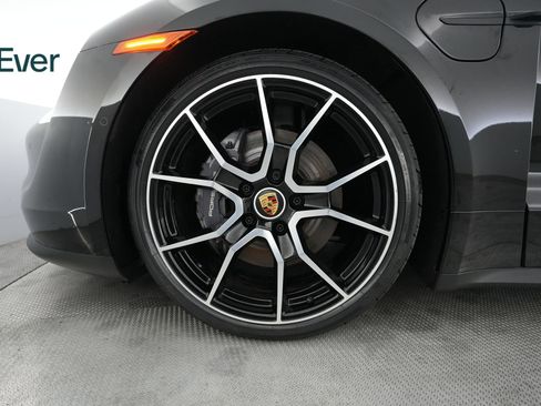 Used 2023 Porsche Taycan RWD image 19