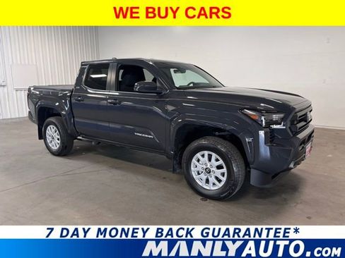 Used 2025 Toyota Tacoma SR5 image 1