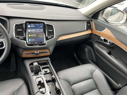 Used 2024 Volvo XC90 B6 Plus image 15