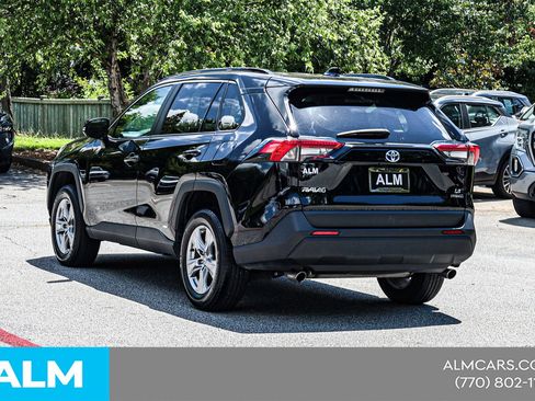 Used 2024 Toyota RAV4 LE AWD/4WD image 9